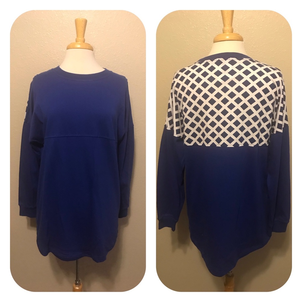 Navy & White Beachcomber